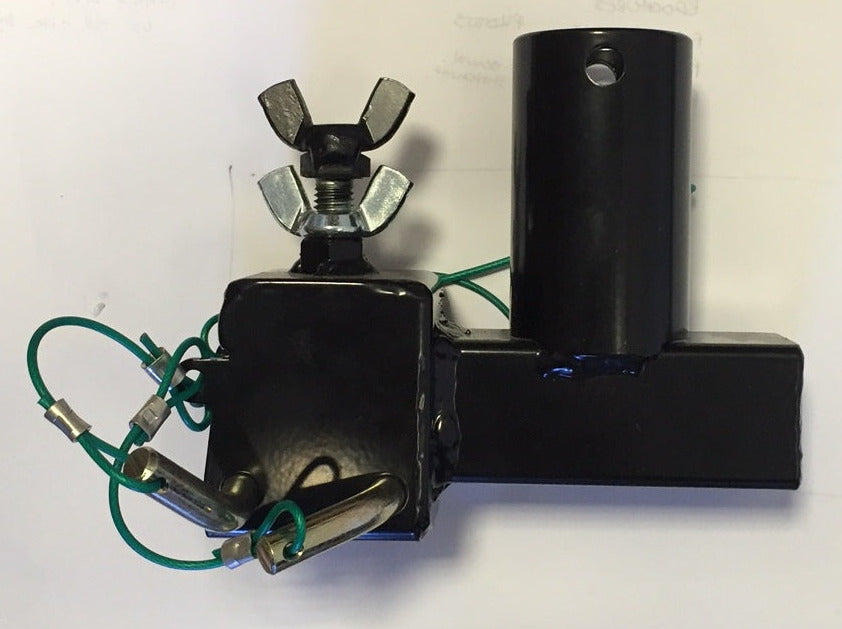 Kugelkopfadapter zur Befestigung der Kehrmatte.